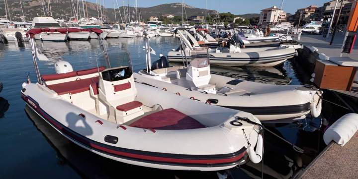 Découvrez l'ensemble de notre flotte disponible