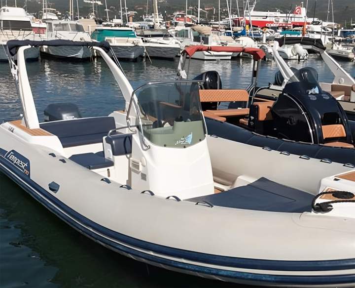 Bateau semi-rigide Porto-Vecchio