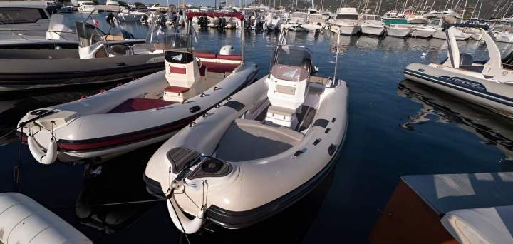 Location bateau semi-rigide Porto-Vecchio