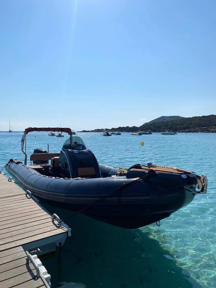 Location flexible de bateaux semi-rigides Porto-Vecchio